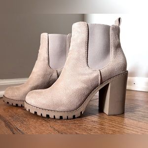 Ankle heeled booties
